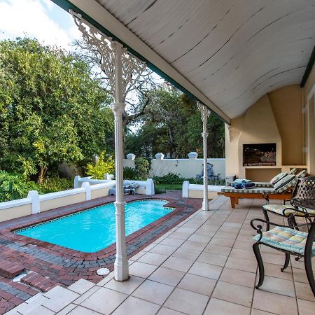 סטלנבוש Evergreen Lodge מראה חיצוני תמונה
