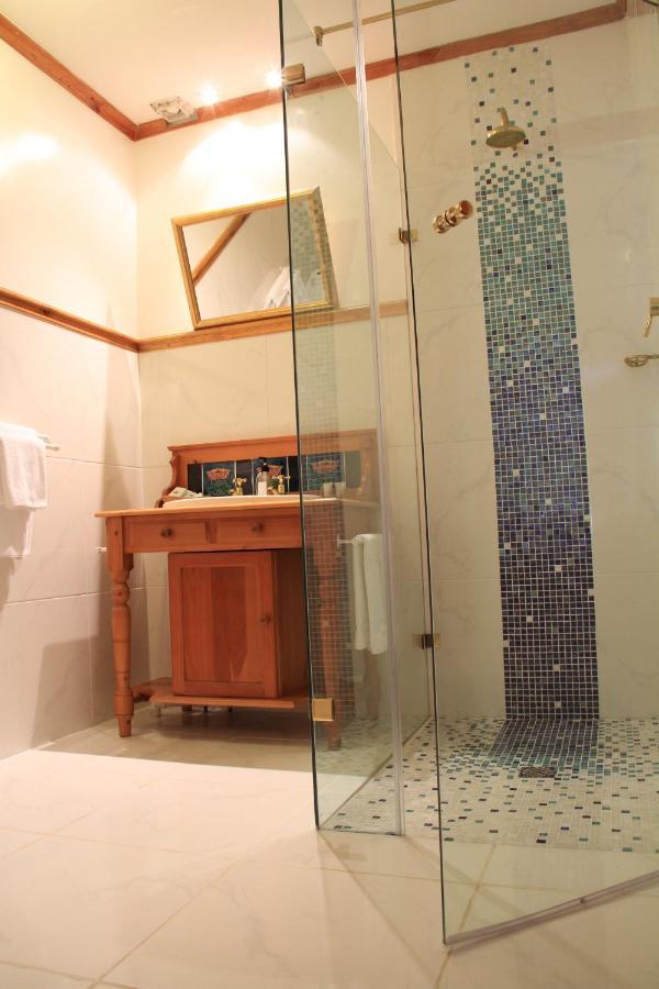 סטלנבוש Evergreen Lodge חדר תמונה