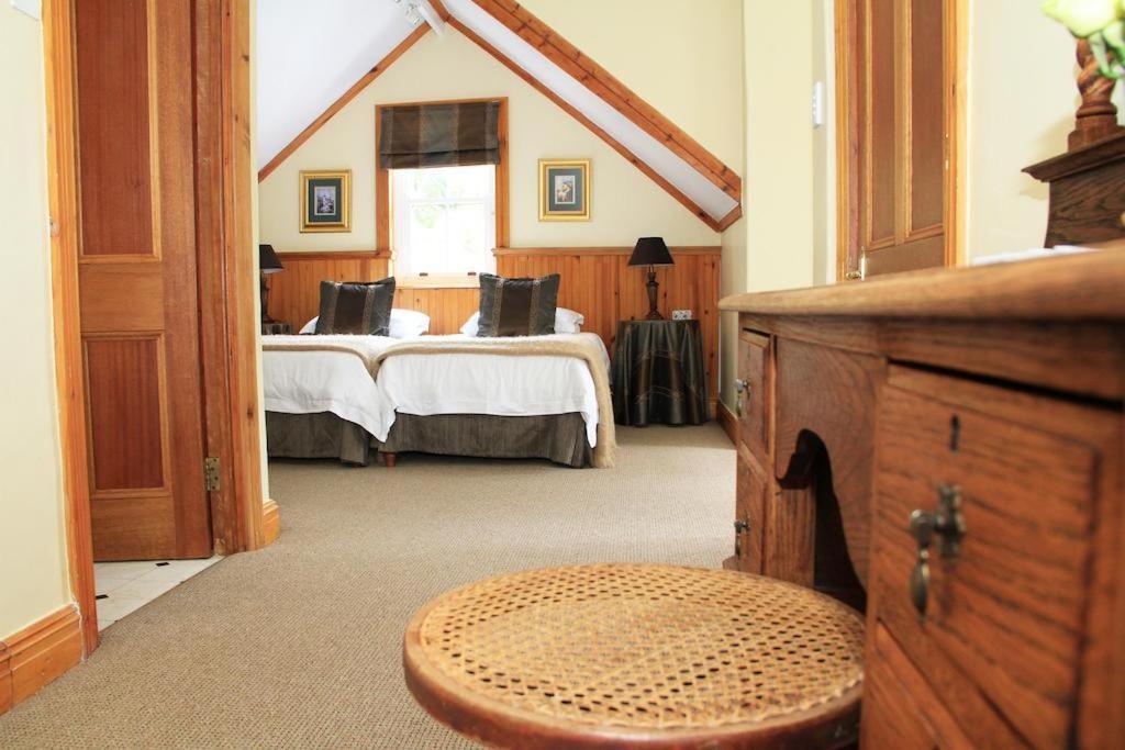סטלנבוש Evergreen Lodge מראה חיצוני תמונה